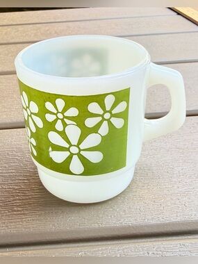 Vintage Fire King 1960s-1970s Stacking Mug Avocado Green Daisy